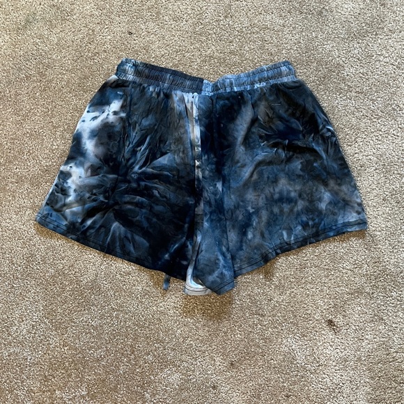 Shorts - Picture 2 of 2